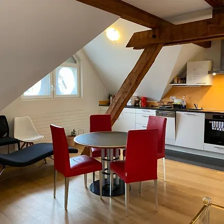 Zuerizimmer Privatunterkunft