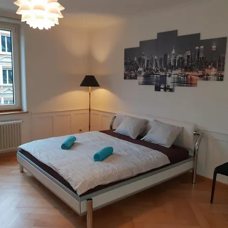 Zuerizimmer Privatunterkunft *