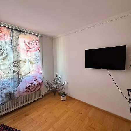 Homestay Zuerizimmer