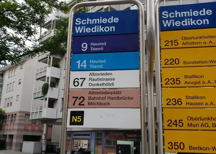 Zuerizimmer Проживання в сім'ї