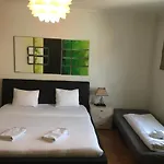 Zuerizimmer *