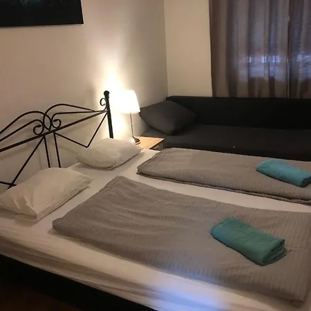 Zuerizimmer *